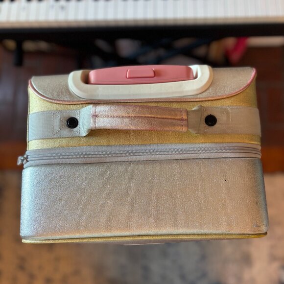 Gently Used: State-Logan Carry On - Picture 3 of 12